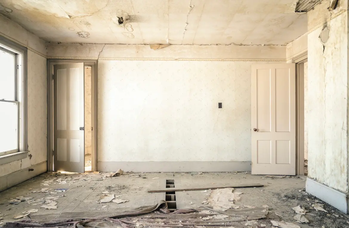 Waste disposal crew managing a cleanout project in Orland Park